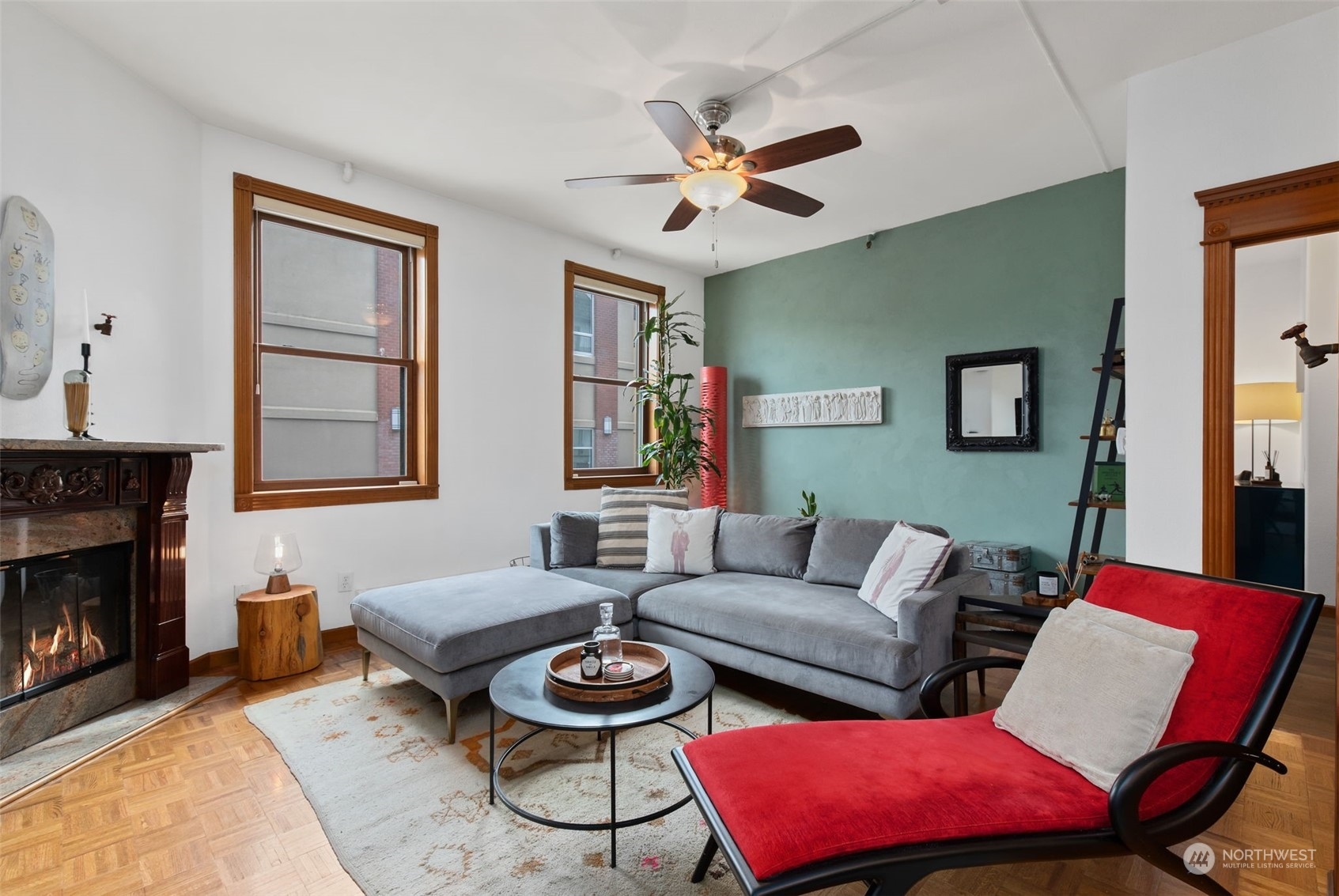 Property Photo: 1406 Harvard Avenue 8 WA 98122