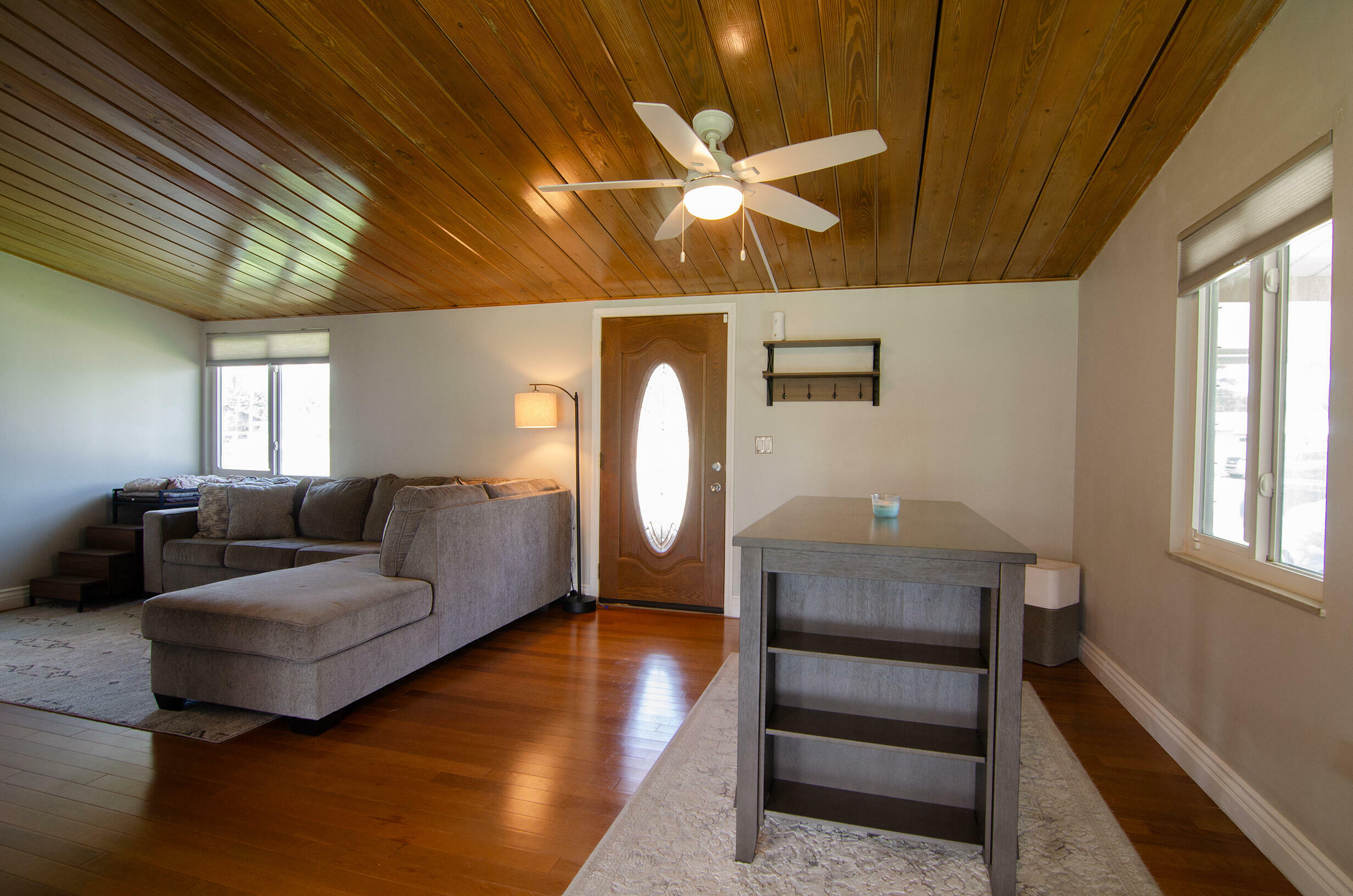 Property Photo: 2260 N Seacrest Boulevard FL 33435