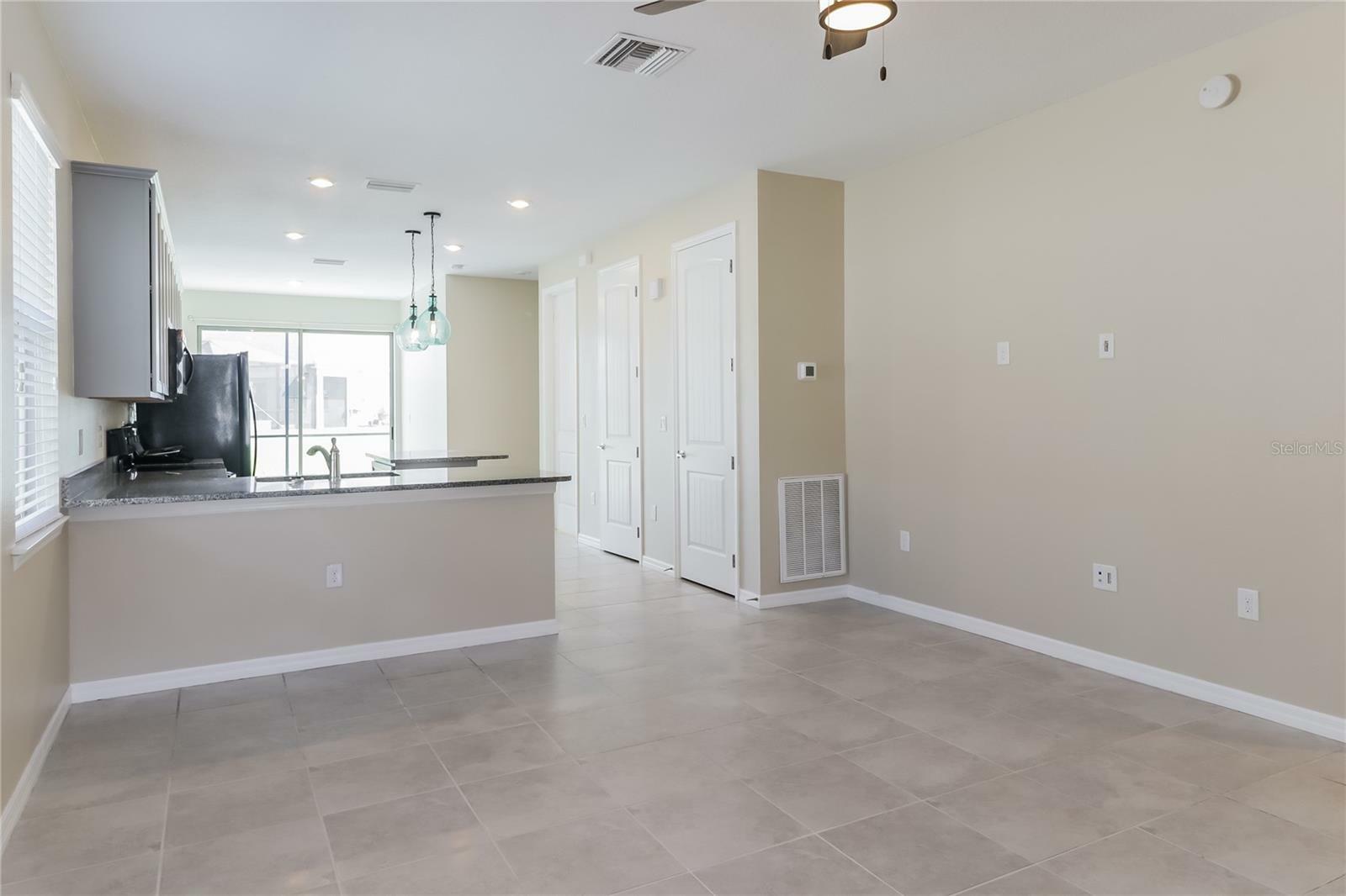 Property Photo:  7744 Yale Harbor Drive  FL 33545 