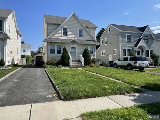 Property Photo:  445 Innes Road  NJ 07075 