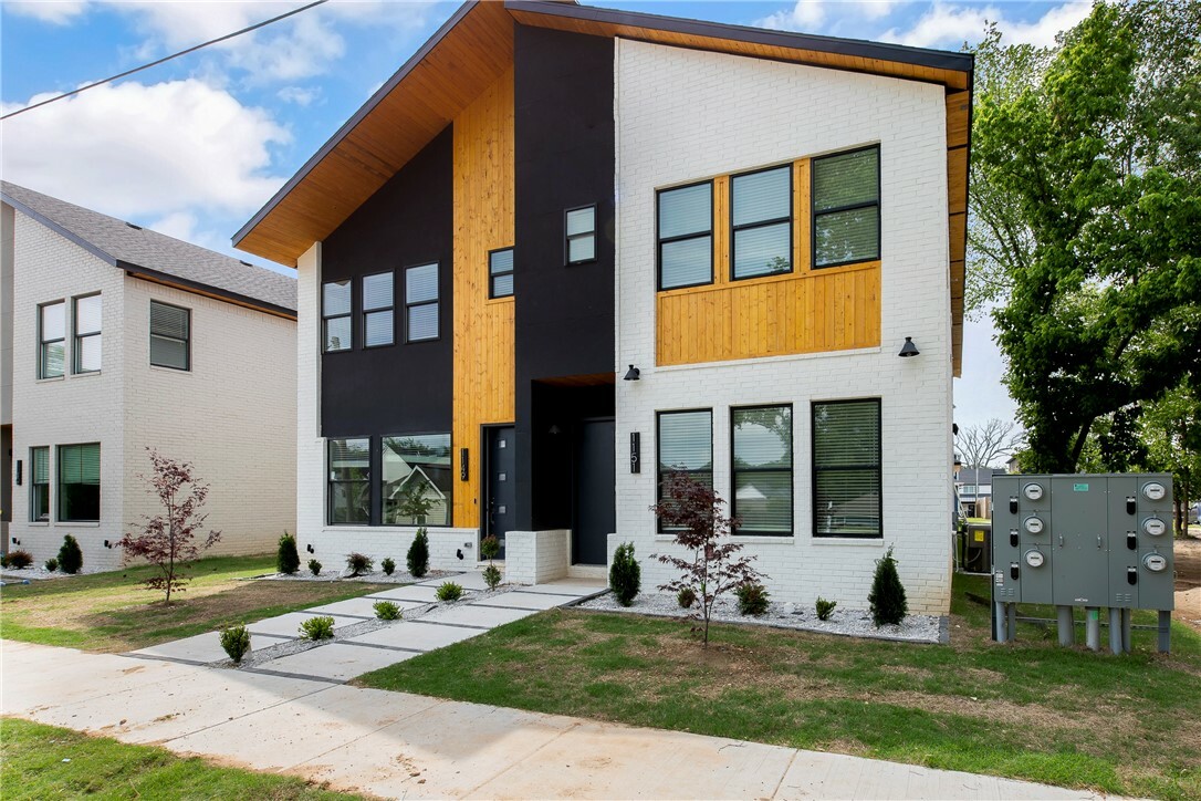Property Photo: 1151 NE Monroe Street AR 72712