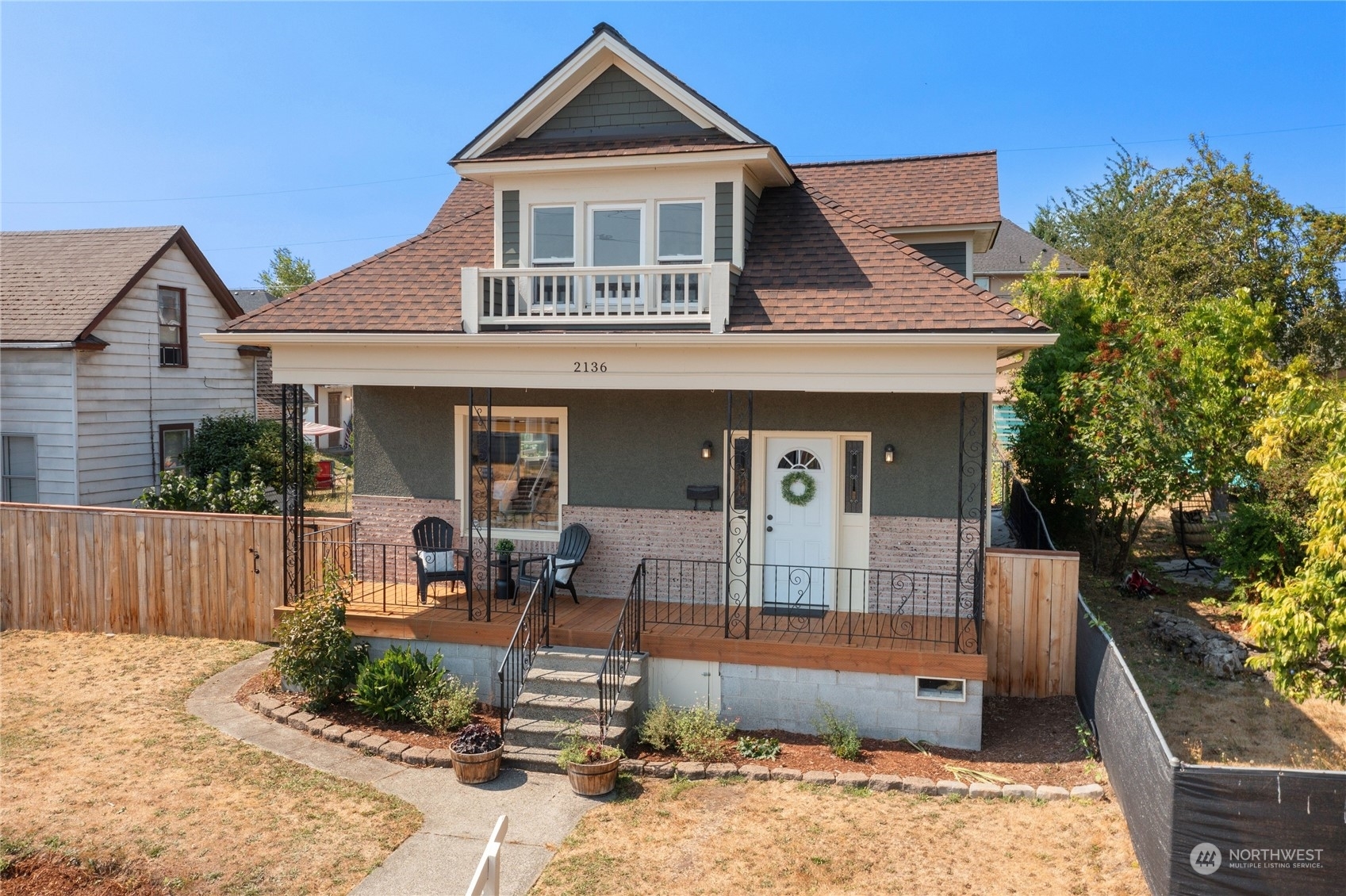 Property Photo:  2136 S Ainsworth Avenue  WA 98405 