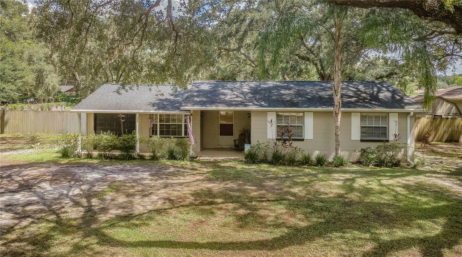 Property Photo: 224 Craft Road FL 33511