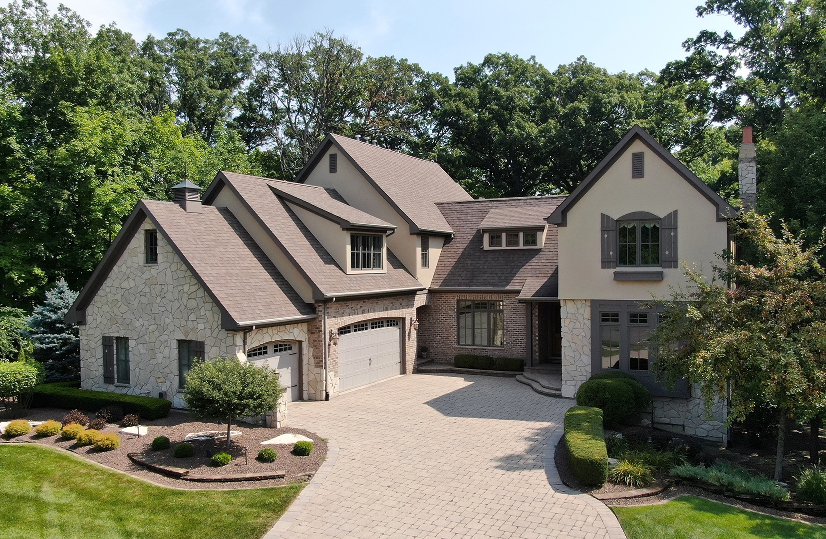 Property Photo: 20021 Golden Oak Lane IL 60448