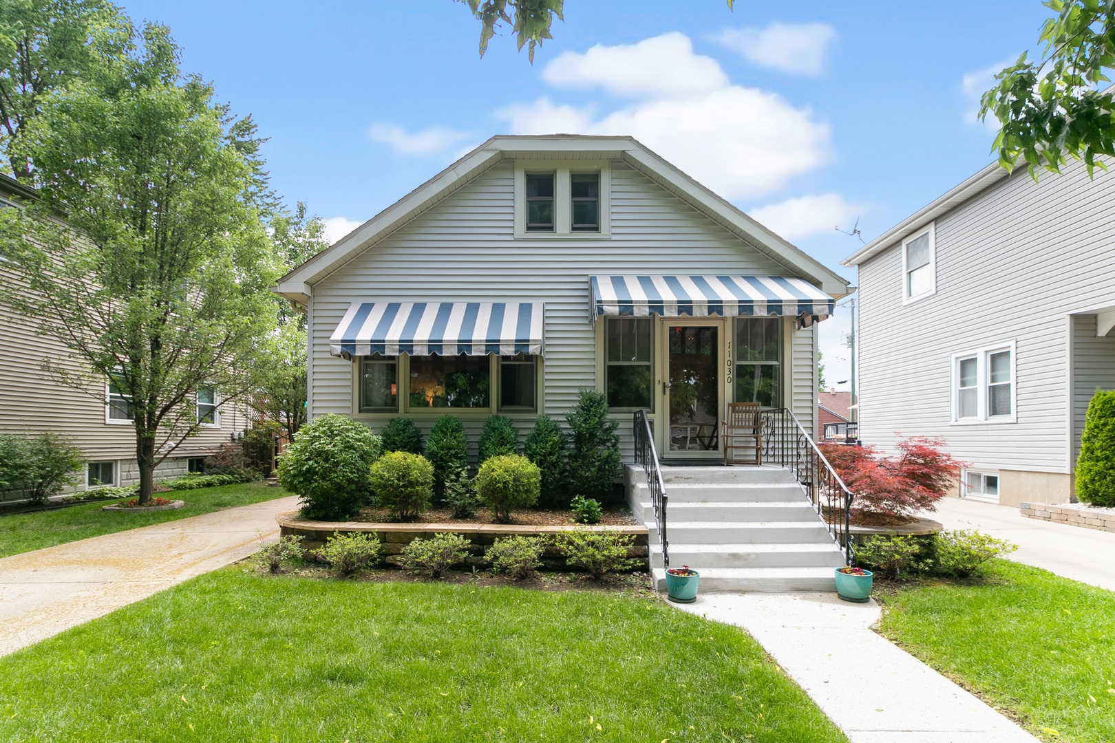 Property Photo:  11030 S Saint Louis Avenue  IL 60655 