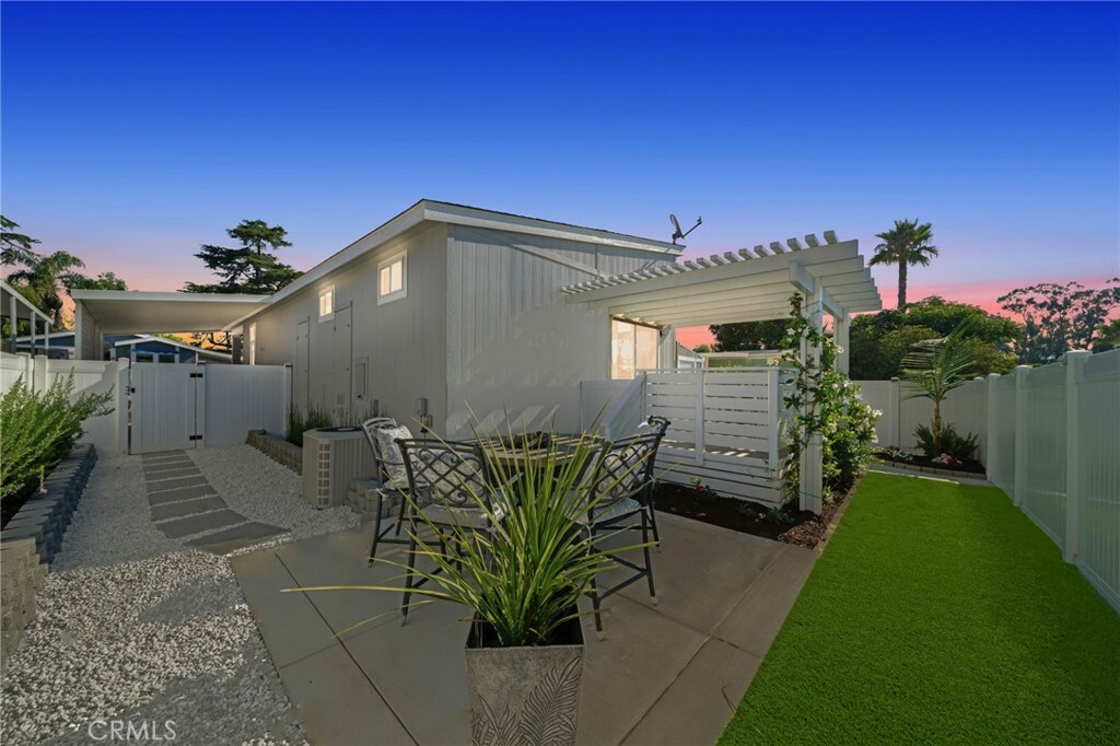 Property Photo:  1120 E Mission Road 103  CA 92028 