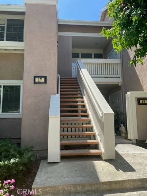 Property Photo:  17 Woodleaf  CA 92614 