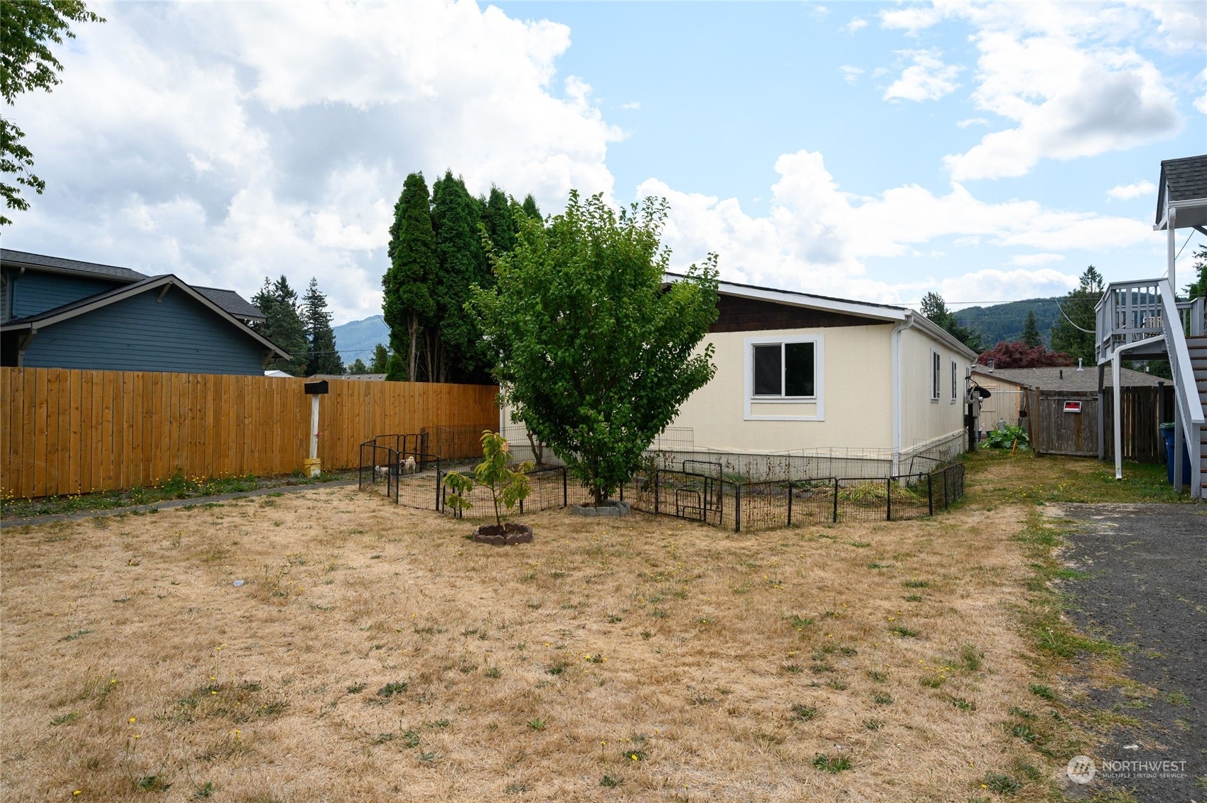 Property Photo:  1029 State Street  WA 98284 