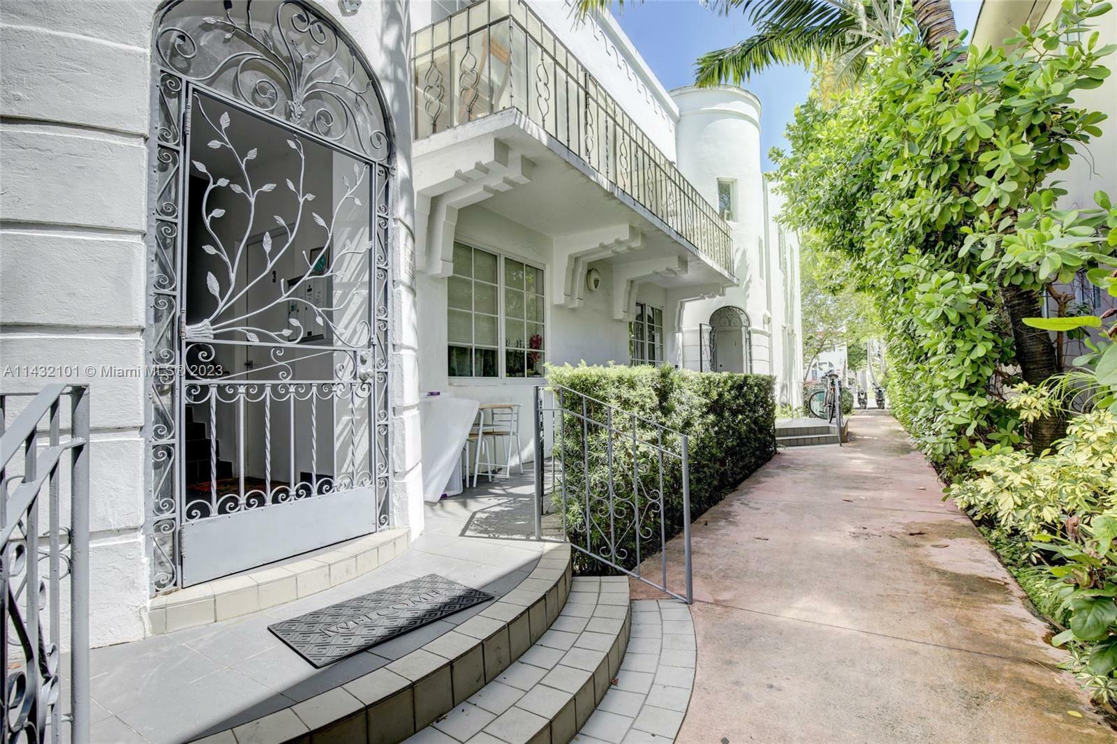 Property Photo: 1510 Meridian Ave 12 FL 33139