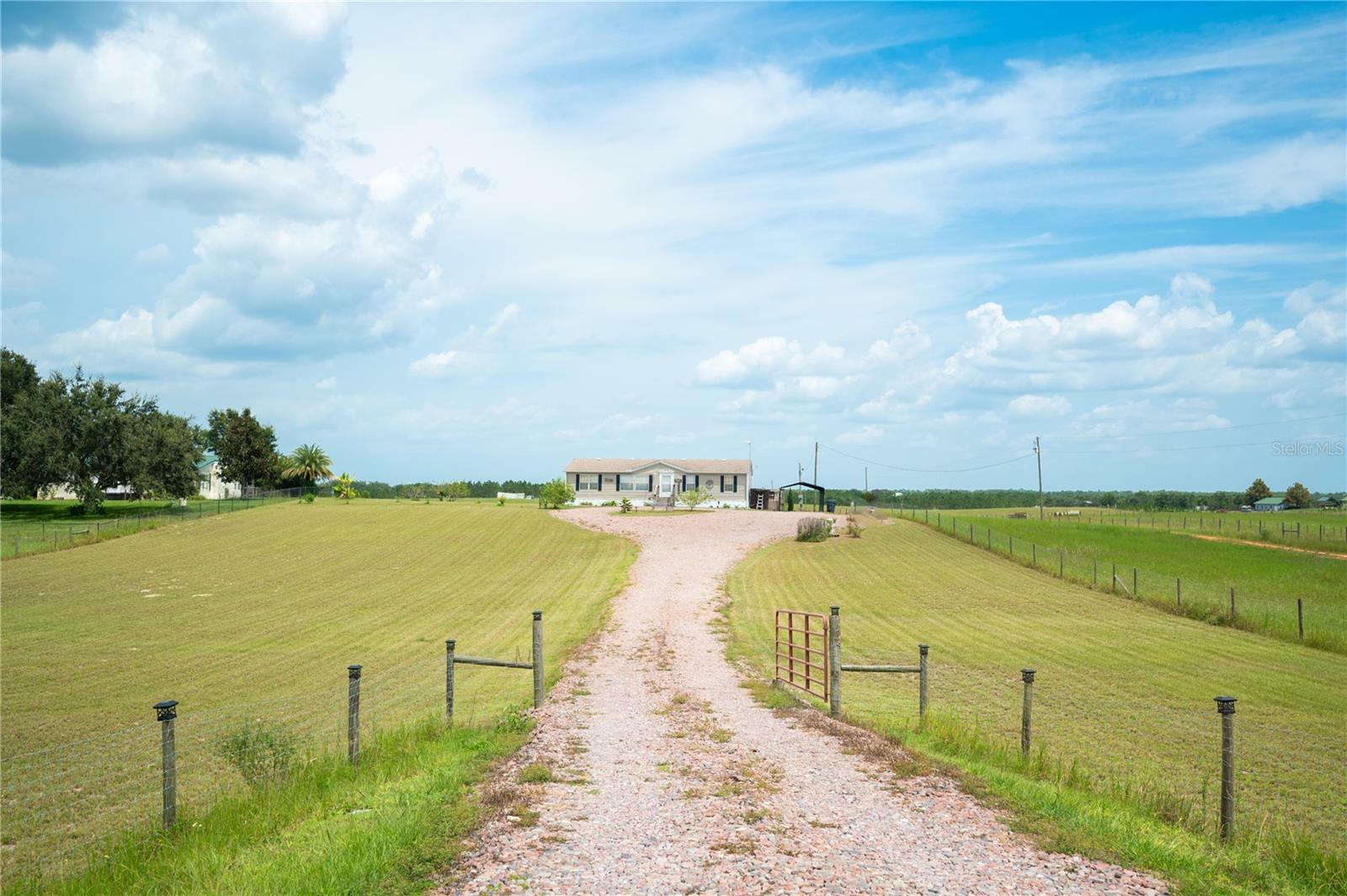 Property Photo:  252 N Lake Patrick Road  FL 33827 