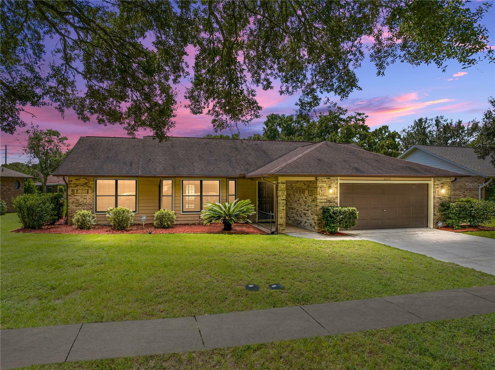 Property Photo:  6622 Foxmoor Drive  FL 33542 