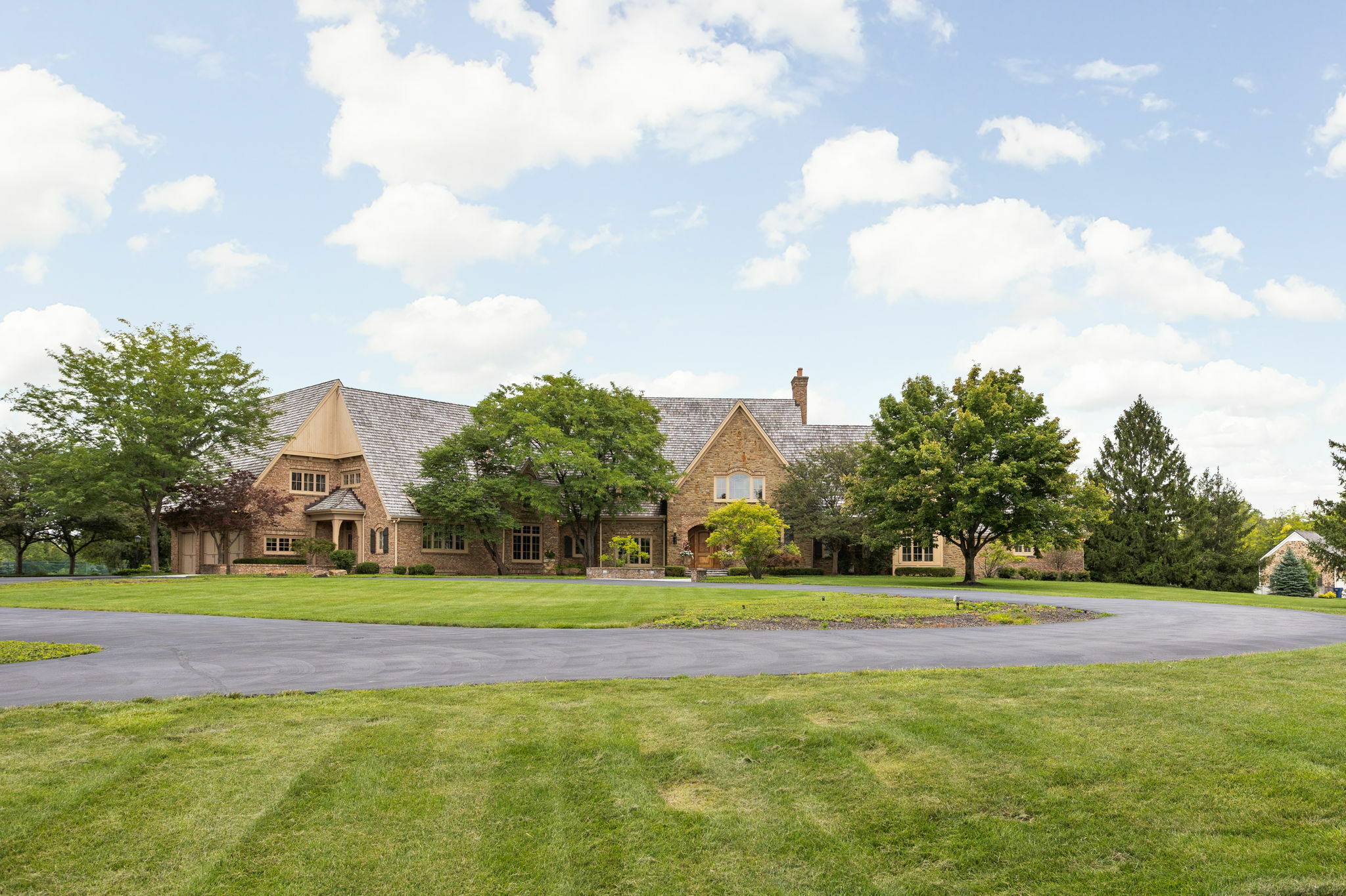 Property Photo: 8835 Foxland Run IN 46077