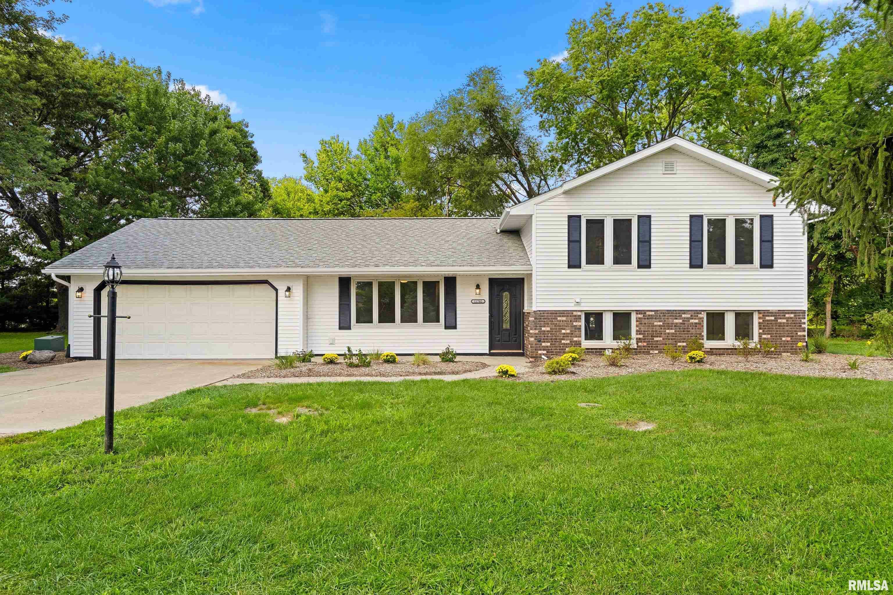 Property Photo:  11702 N State Route 40  IL 61525 