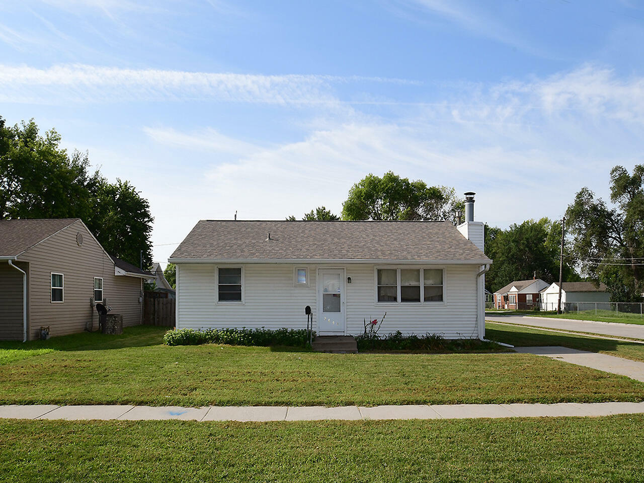 Property Photo:  2645 Avenue G  IA 51501 