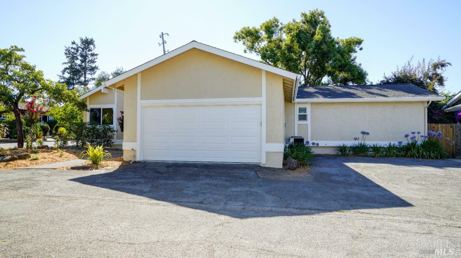 Property Photo: 32 Mendocino Lane CA 94947