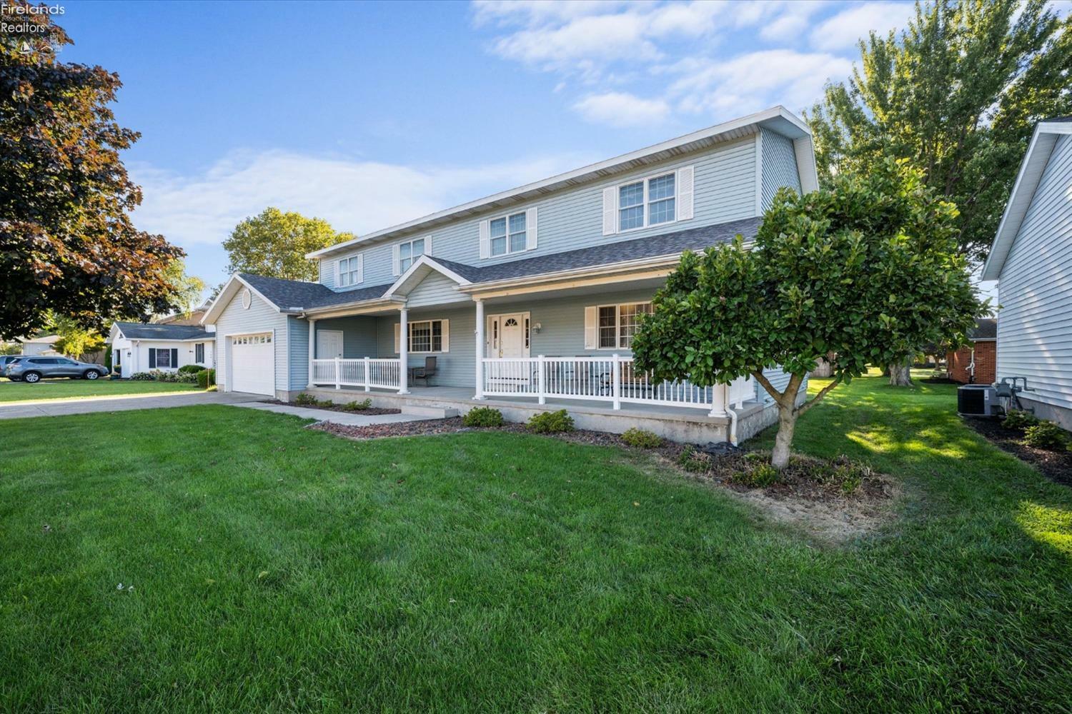 Property Photo: 728 Grant Street OH 43452