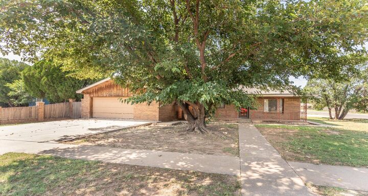 4421 36th Street  Lubbock TX 79414 photo