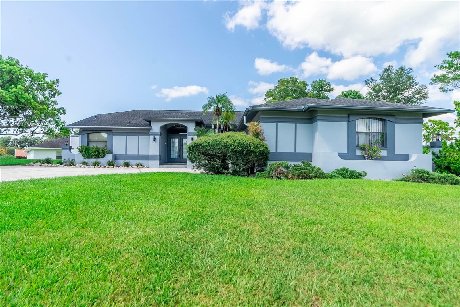 Property Photo:  8721 Latham Lane  FL 34667 