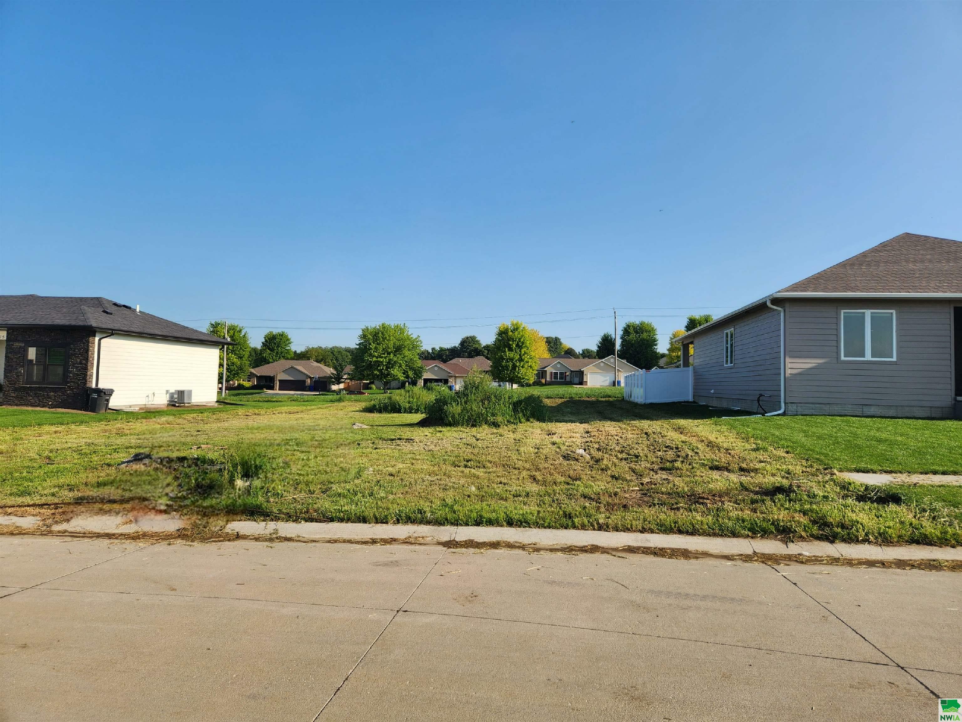 Property Photo:  121 19th St SE  IA 51031 