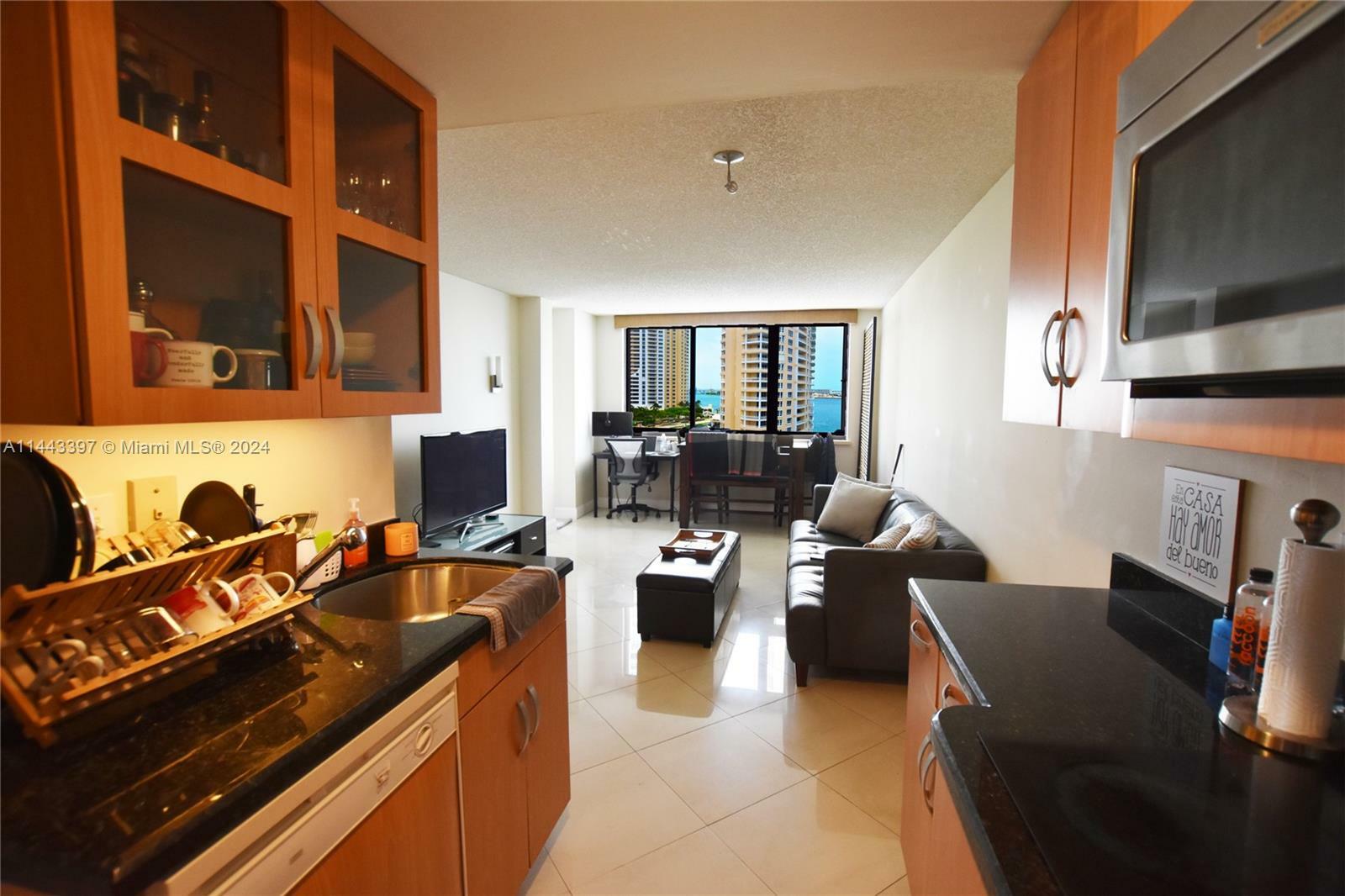 Property Photo:  540 Brickell Key Dr 1224  FL 33131 