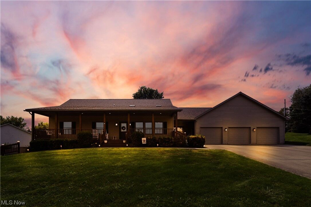 Property Photo:  415 Fancy Court  OH 43783 