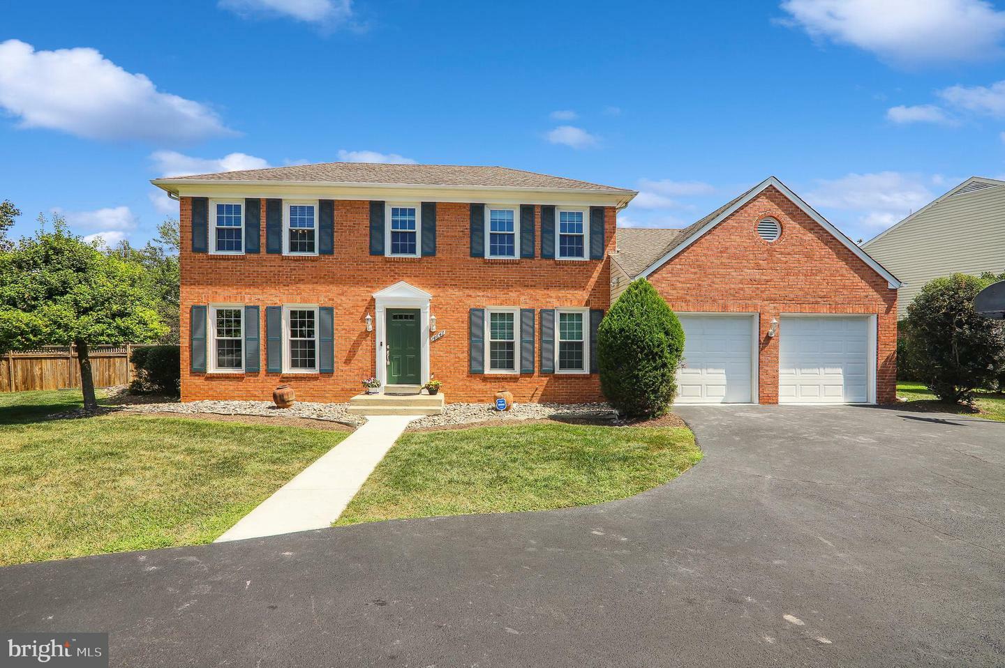 Property Photo: 14647 Pinto Lane MD 20850
