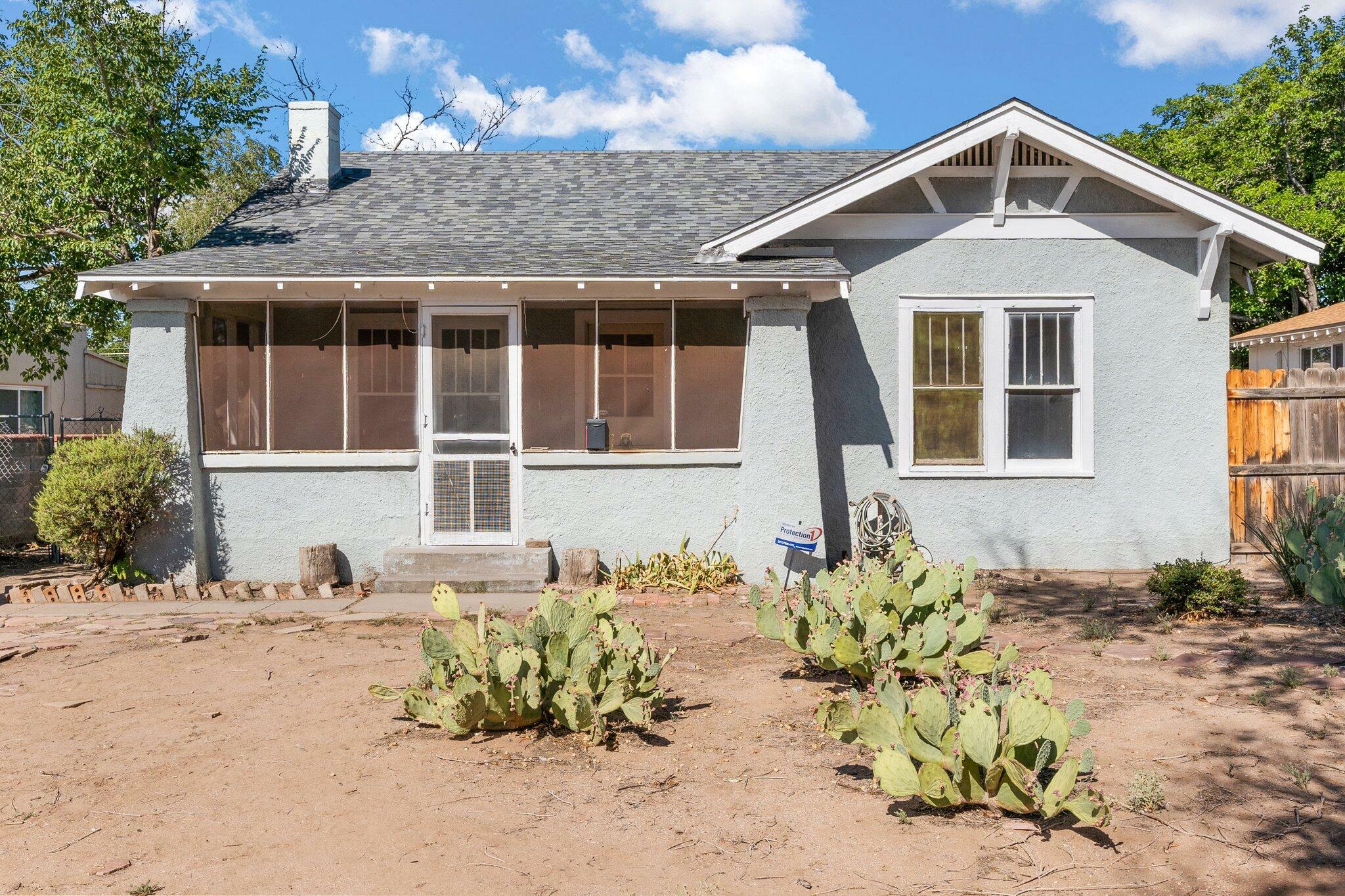 Property Photo:  409 Columbia Drive SE  NM 87106 