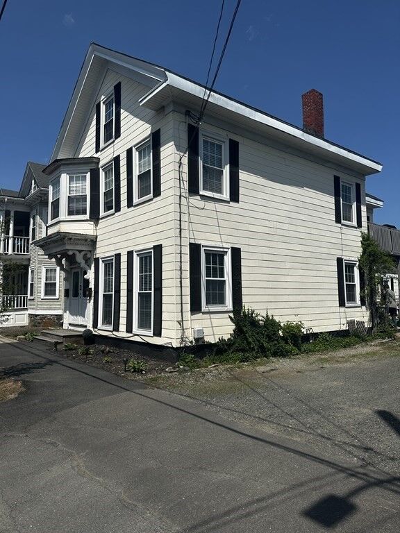 3 Linden St  Salem MA 01970 photo