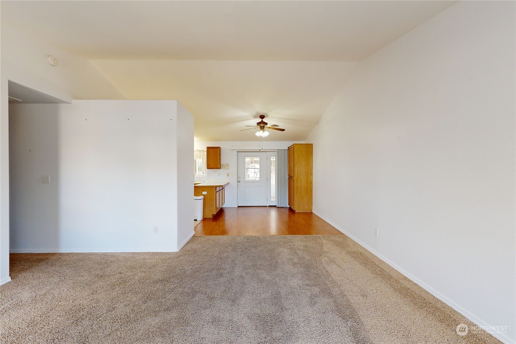 Property Photo:  170 NE 14th Avenue  OR 97862 