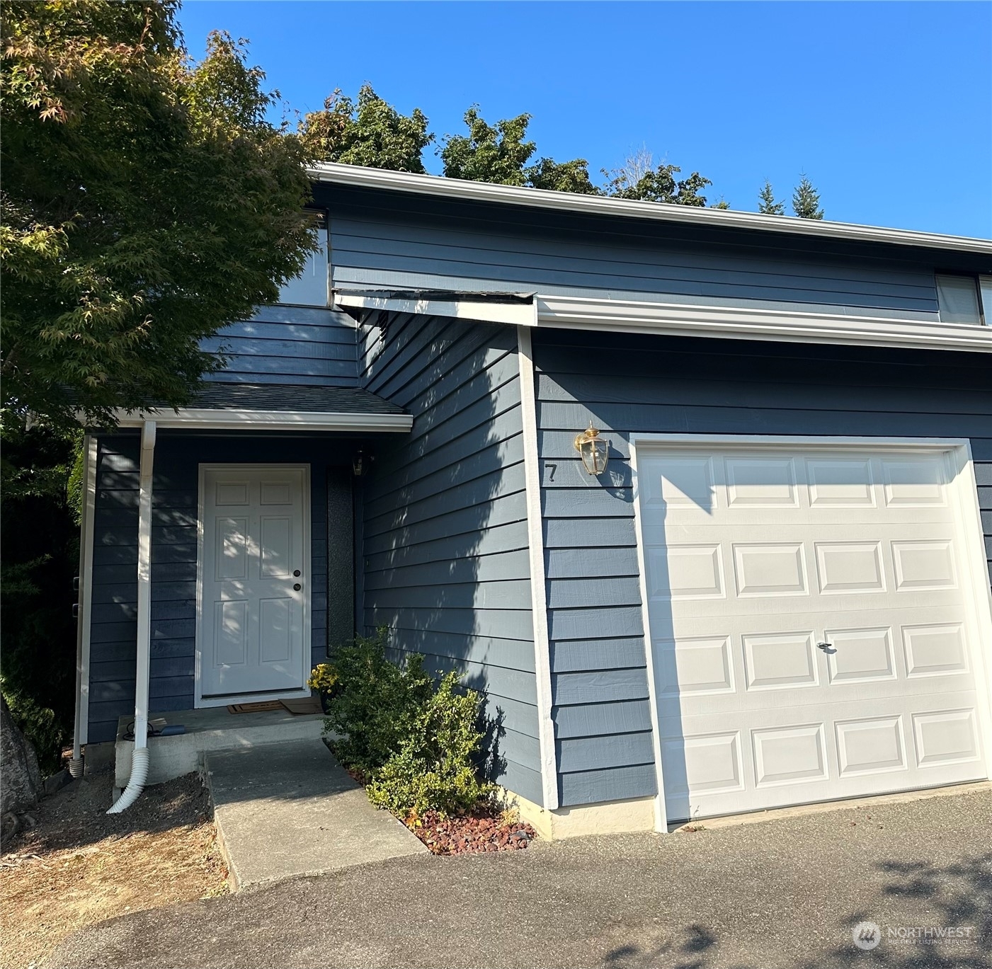 Property Photo:  5123 81st Street SW 7  WA 98275 