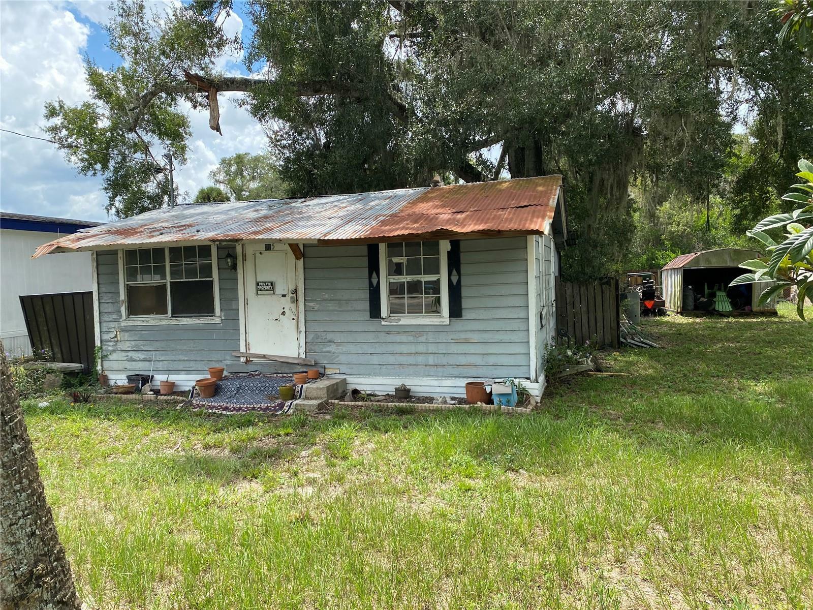 Property Photo:  607 Ronald Reagan Parkway  FL 33896 