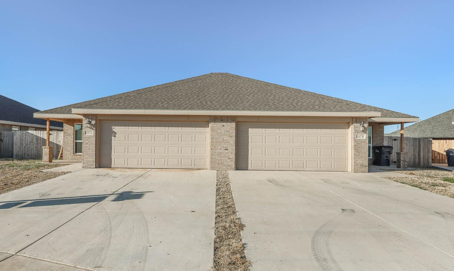 Property Photo: 1107 N Englewood Avenue TX 79416