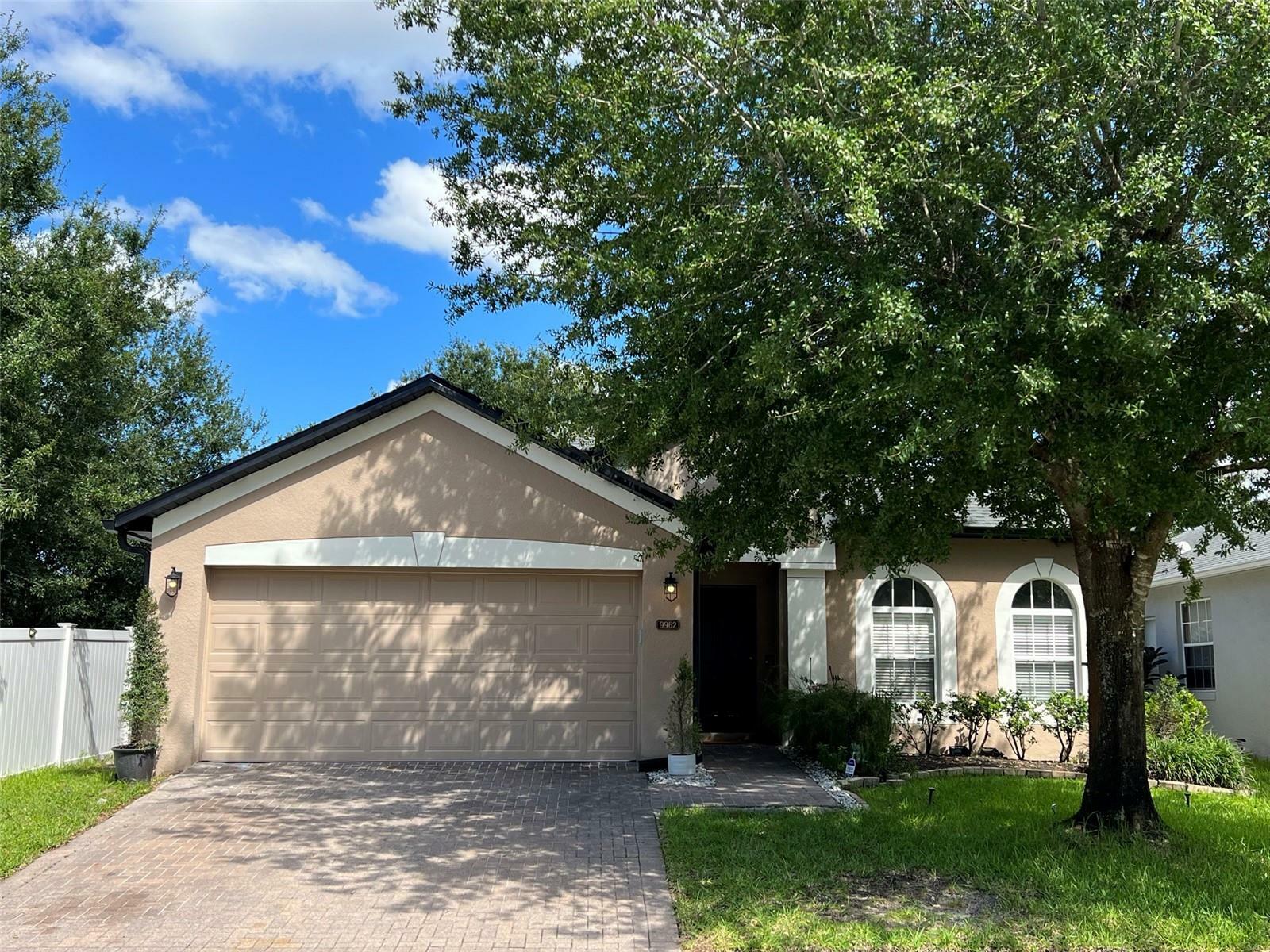 Property Photo:  9962 Shadow Creek Drive  FL 32832 