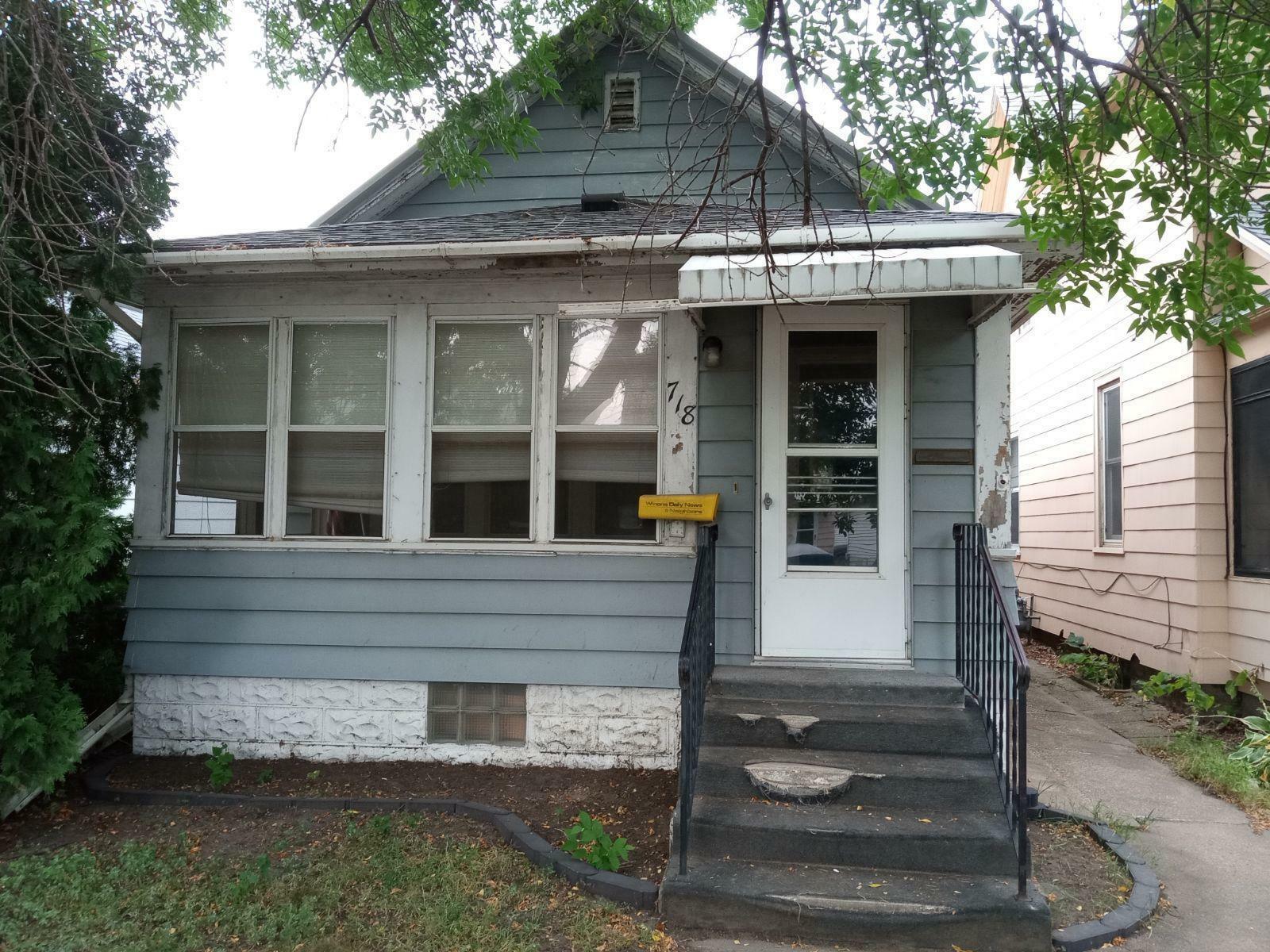 Property Photo:  718 E 5th Street  MN 55987 