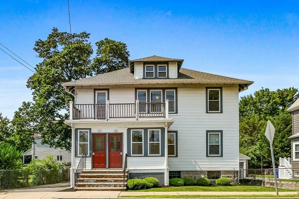 Property Photo: 137 Thacher St 137 MA 02186