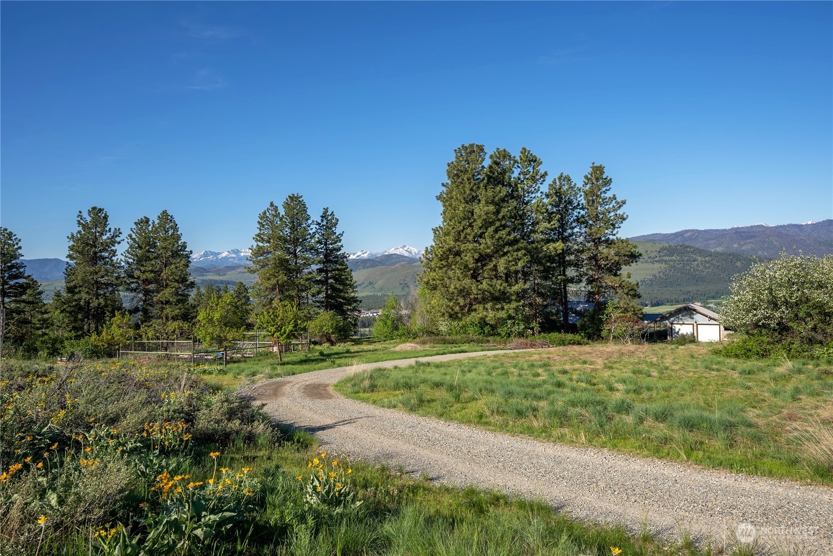 10 Little Colt Lane  Winthrop WA 98862 photo