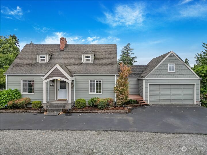 Property Photo:  2217 Tacoma Road E  WA 98371 