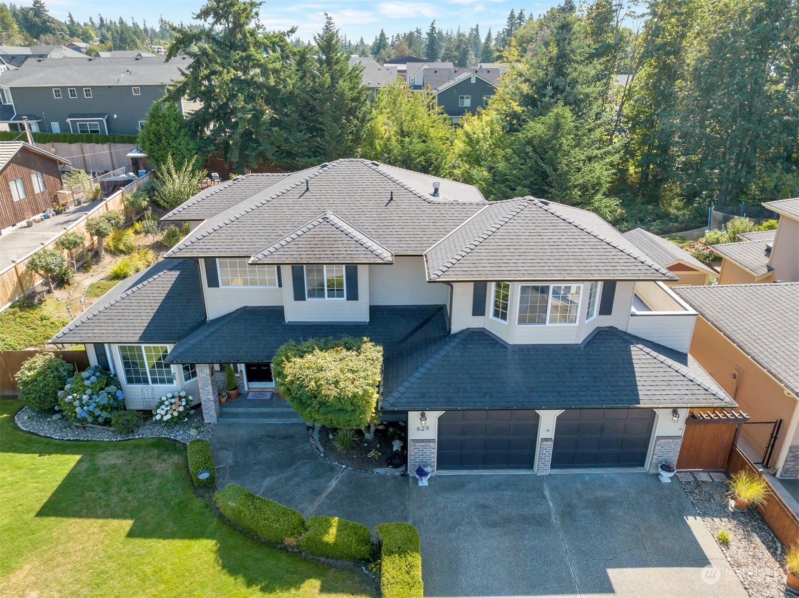 Property Photo: 629 Possession View Lane WA 98275