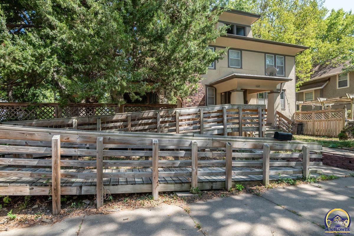 Property Photo: 1244 SW Mulvane St KS 66604