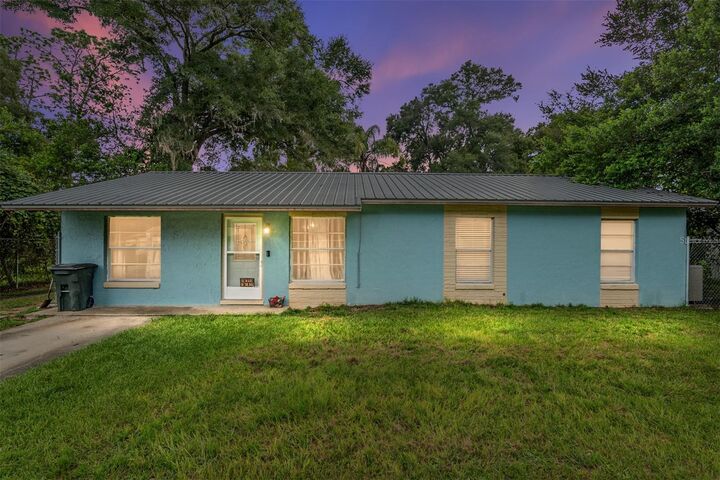 Property Photo:  14142 SE 45th Court  FL 34491 