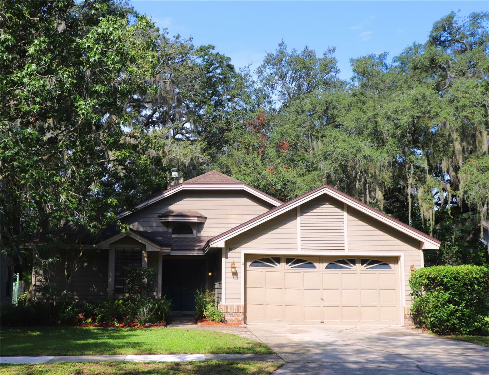 Property Photo:  1052 Piedmont Oaks Drive  FL 32703 