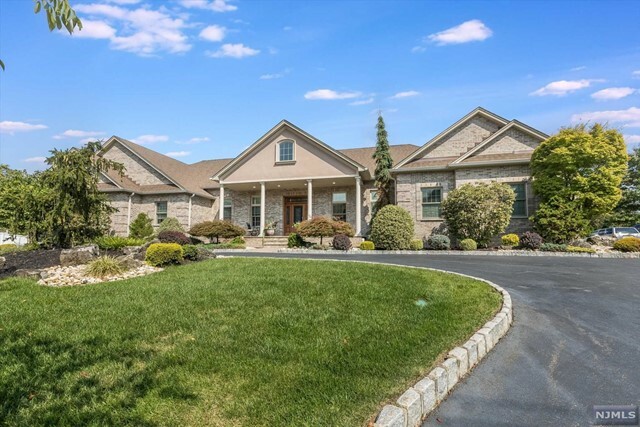 Property Photo:  104 French Hill Road  NJ 07470 