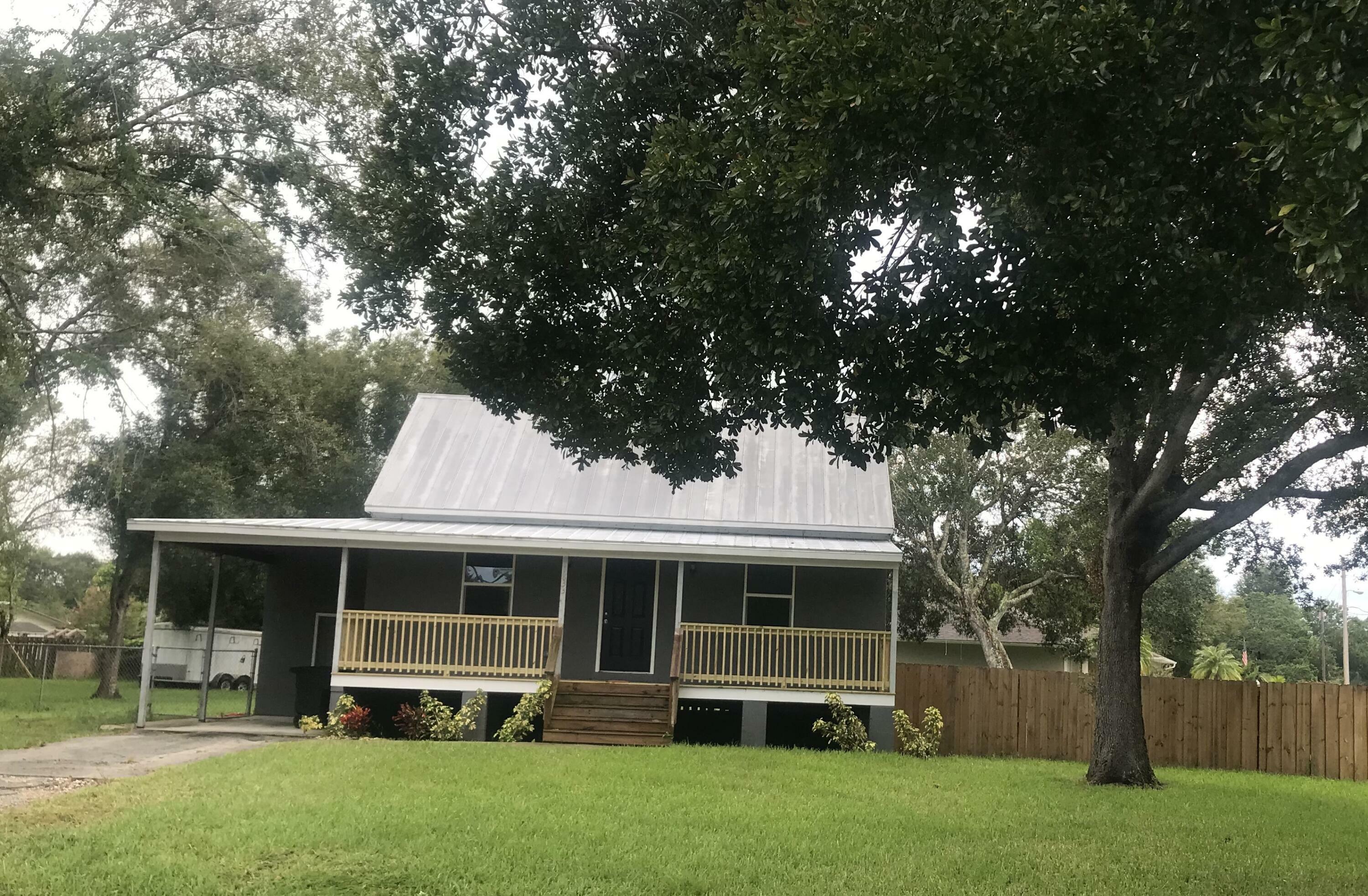 Property Photo:  1833 Copenhaver Road  FL 34945 