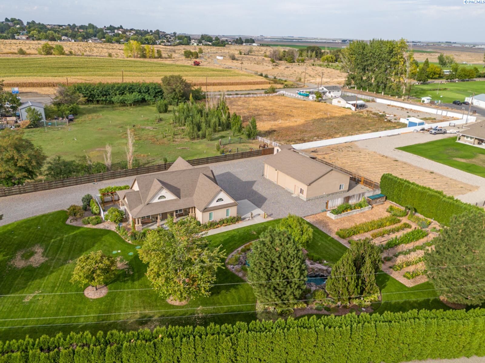 Property Photo:  4113 W Argent Road  WA 99301 