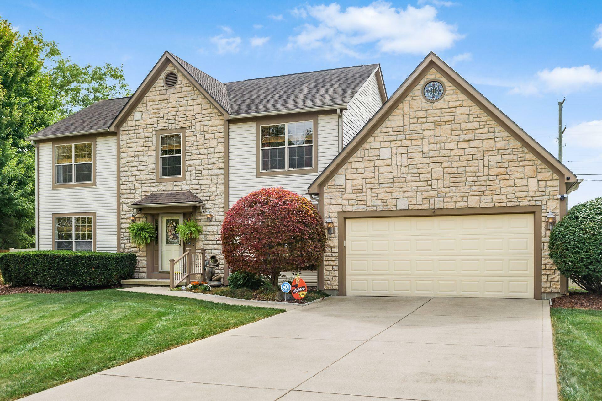 Property Photo: 1189 River Trail Court OH 43123
