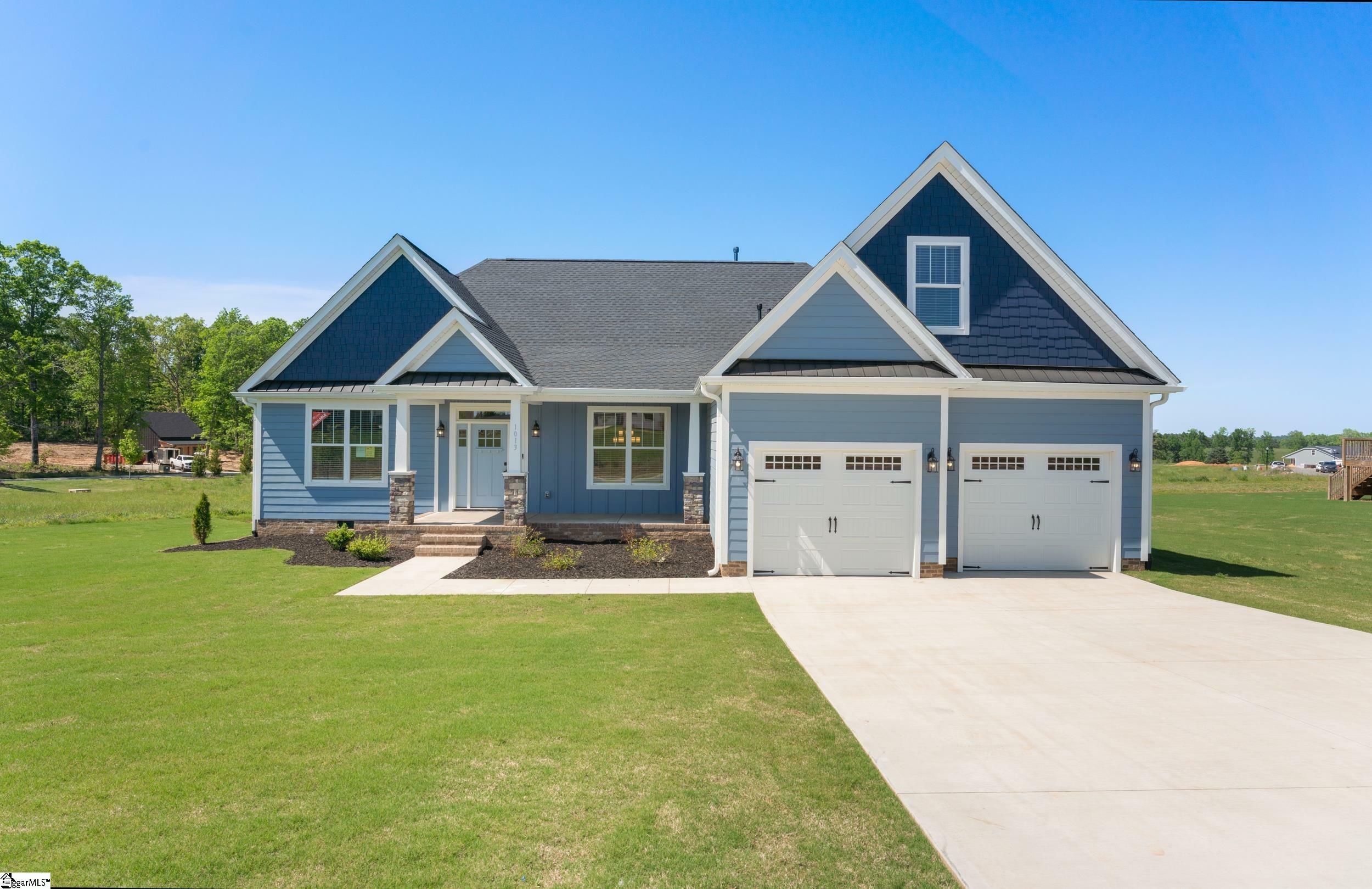 Property Photo:  1013 Alder Pond Drive  SC 29322 