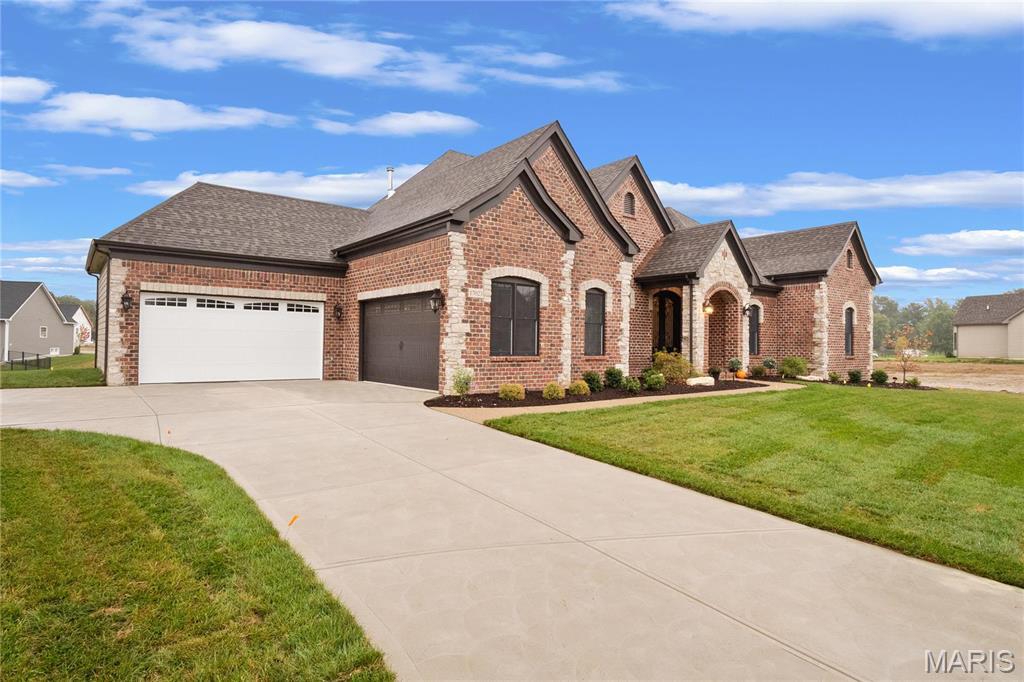 Property Photo: 744 Silver Buck Lane MO 63005