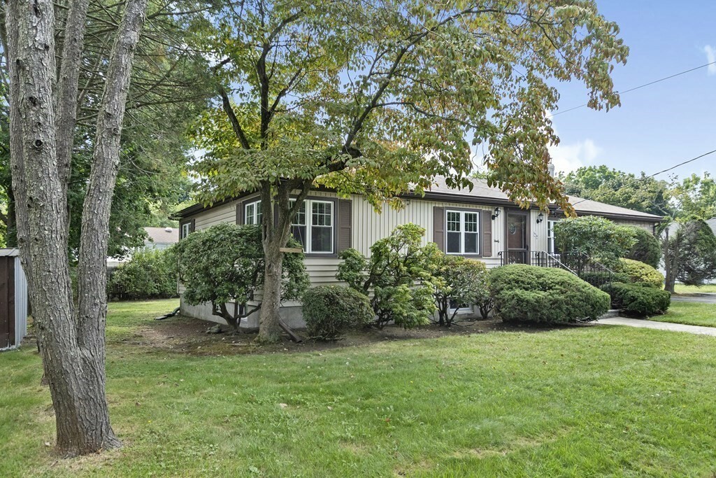 Property Photo:  90 Truman Rd  MA 02459 