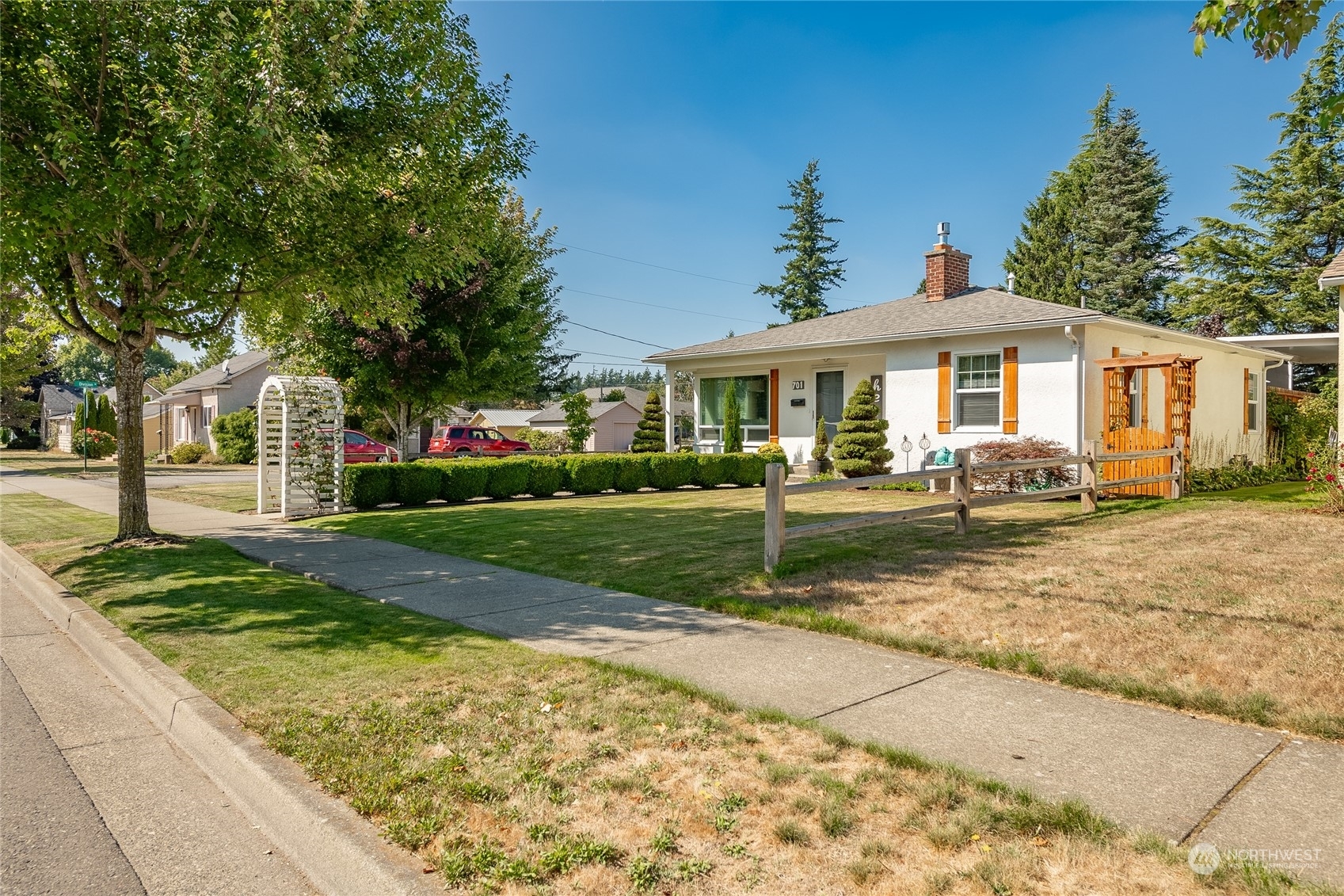 Property Photo: 701 E Grover Street WA 98264