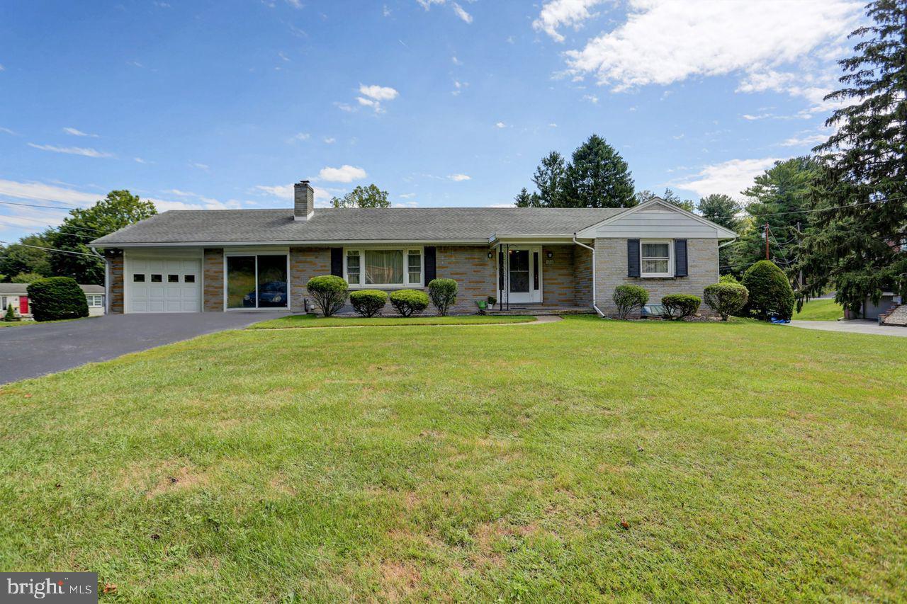 11210 Orchard Road  Waynesboro PA 17268 photo